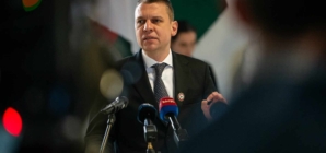 Menczer condemns ‘attack’ by Ukrainian journalist on government’s Vote 2025 survey