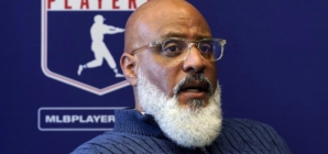 Amid ICE raids, MLBPA advises players to keep legal documents with them