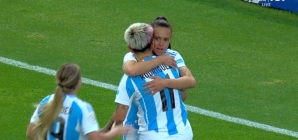 Yamila Rodríguez scores a goal in 88' to give Argentina a 1-0 lead over Peru