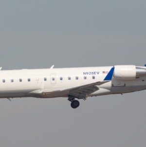 SkyWest flight performed ‘go-around’ to avoid colliding with a second aircraft