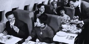Air travelers reflect on ‘golden age’ of flying, plus signs you should leave a restaurant