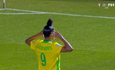 Amanda Gutierres extends Brazil's lead to 3-0 in 60' over Paraguay