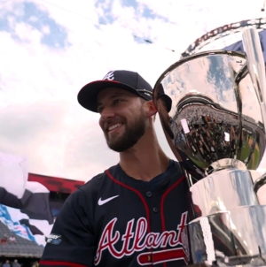 Eli White’s 2 HRs Help Braves Beat Reds in MLB Speedway Classic at Bristol