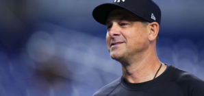 Former Manager of the Year Named Option for Yankees to Replace Aaron Boone