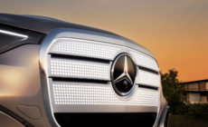 Giant, Metal Mercedes-Benz Grille Is Making a Comeback