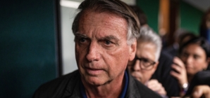 Brazil’s Supreme Court orders the house arrest of former President Bolsonaro, a Trump ally