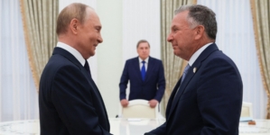Trump’s envoy meets Putin ahead of Russia-Ukraine peace deadline