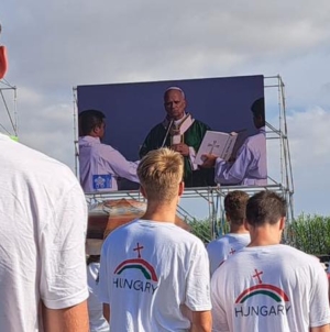 Pope’s Call Echoes Through a Million Youth