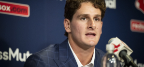 Roman Anthony Drops 1-Word Message on Social Media After Signing Red Sox Contract