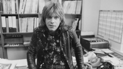Dave Edmunds hospitalized after major cardiac arrest, wife reveals