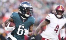 Eagles Insider Predicts Big Season Ahead for DeVonta Smith