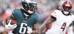 Eagles Insider Predicts Big Season Ahead for DeVonta Smith