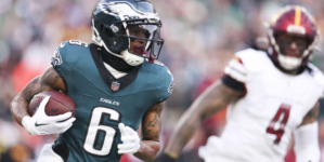 Eagles Insider Predicts Big Season Ahead for DeVonta Smith