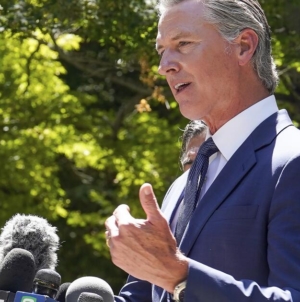 Contributor: Newsom’s cynical redistricting ploy should be rejected by voters