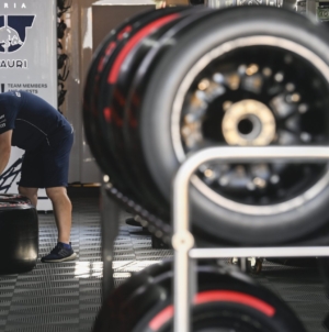Defence Minister: Government committed to maintaining and developing Hungarian Grand Prix