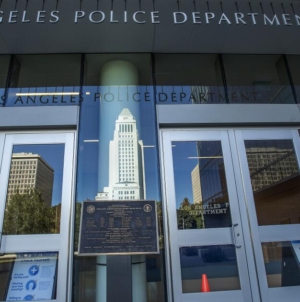 Ex-LAPD officer arrested for alleged burglaries in old patrol area