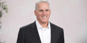 Mel Owens explains ‘Golden Bachelor’ age preference request for women 45-60