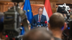 Navracsics: Regional government officials to receive 15% pay rise