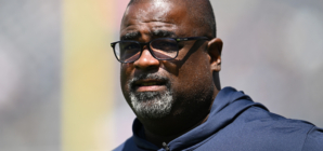 Patriots Coach Suffers Major Health Scare During Monday’s Practice