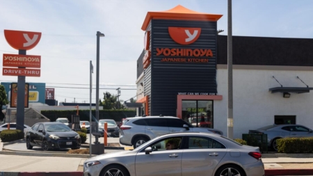 L.A. Yoshinoya workers walk out, describing cockroaches, leaky ceiling, dirty grills