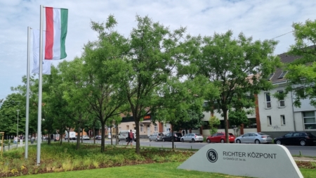 Hungarian Brainpower Behind Breakthrough Drug Celebrates 10 Years of Global Impact