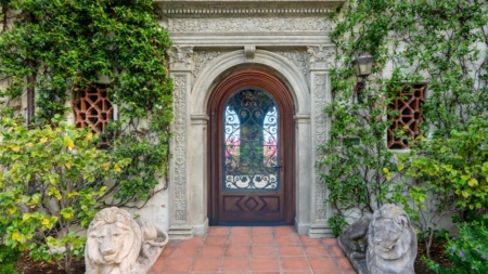In Los Feliz, a Hearst heiress’s estate asks $21.5 million