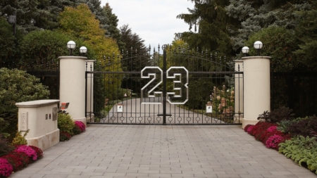 Michael Jordan’s onetime Chicago mansion listed on Airbnb