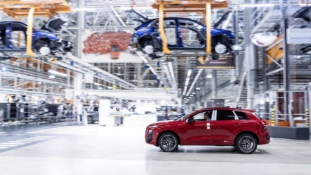 Audi Hungaria Demonstrates Expertise with the New Q3