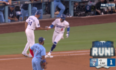Kiké Hernández hits solo HR to trim Dodgers' deficit against Blue Jays