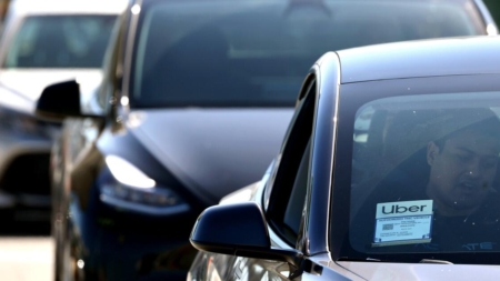 New law signed by Newsom allows ride-share drivers to unionize