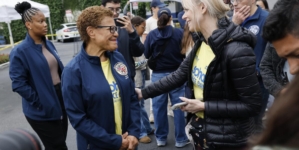With L.A. mayor focused on trash, her top sanitation official departs