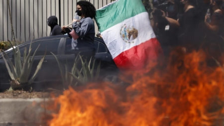 Man pleads guilty to throwing Molotov cocktail at deputies during L.A. protest