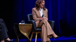 Commentary: These are thirsty times. No wonder Kamala Harris’ book tour is a fan fest