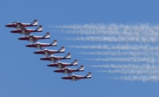 The show must go on: Pacific Airshow attendees grieve over absent U.S. aircraft amid government shutdown