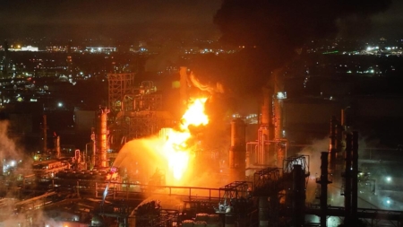 El Segundo was born by oil. A massive refinery fire leaves residents rattled.