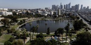 Drugs, crime and homelessness plague MacArthur Park. Can a fence rescue it?