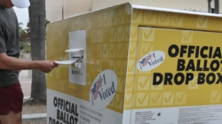 Scam text hit voters smartphones. What to look out for ahead of Nov. 4