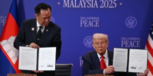 Trump touts his peacemaking skills as Thailand and Cambodia sign ceasefire deal