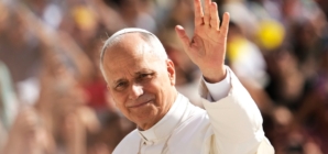 Pope Leo, after Trump critique, urges Catholics to help immigrants