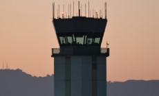 Air traffic controllers are taking side gigs amid government shutdown