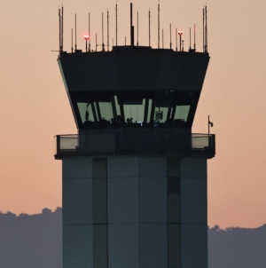Air traffic controllers are taking side gigs amid government shutdown
