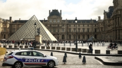 Hunt on for remaining thieves after suspects arrested by French police