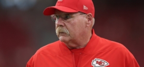 Chiefs to Be Without Key Offensive Starter for Multiple Weeks: Report