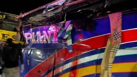 Dozens killed as 2 buses hit head-on in multi-vehicle crash in Uganda, police say