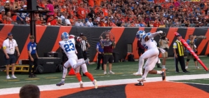Ja'Marr Chase makes incredible TD grab as Bengals close gap on Lions