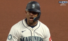 Mariners' Julio Rodríguez drives in a run to tie game vs. Tigers