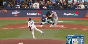 Will Smith drives in a run, giving Dodgers early lead over Blue Jays