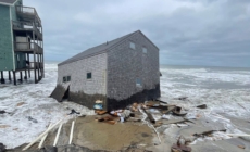 Thousands told to stay out of water: “Neck and back injuries”