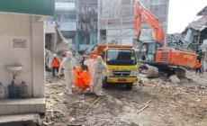 Indonesia School Collapse Death Toll Reaches 49, 14 Still Missing