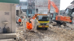 Indonesia School Collapse Death Toll Reaches 49, 14 Still Missing